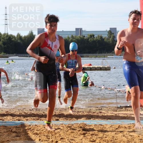 07.09.2025 - 19. Norderstedt Triathlon Luisa Fischer http://msf.ph/oto/8745410 07.09.2025 10:24:16 Schwimmen 60, 75, 79, 102, 105, 115, 134, 635, 636, 660, 665 meine-sportfotos.de