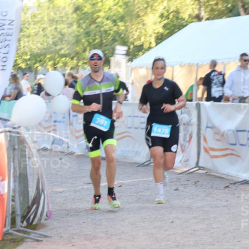 07.09.2025 - 19. Norderstedt Triathlon Luisa Fischer http://msf.ph/oto/8745439 07.09.2025 17:19:37 Ziel 397, 1475 meine-sportfotos.de