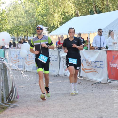 07.09.2025 - 19. Norderstedt Triathlon Luisa Fischer http://msf.ph/oto/8745442 07.09.2025 17:19:37 Ziel 397, 1475 meine-sportfotos.de