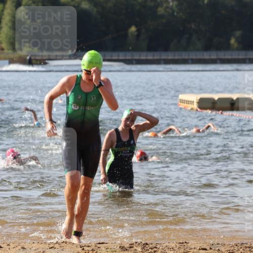 07.09.2025 - 19. Norderstedt Triathlon Luisa Fischer http://msf.ph/oto/8745461 07.09.2025 10:24:23 Schwimmen 60, 79, 102, 104, 105, 115, 124, 134, 660, 665 meine-sportfotos.de
