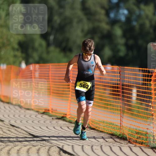 07.09.2025 - 19. Norderstedt Triathlon Michael Strokosch http://msf.ph/oto/8745471 07.09.2025 09:43:32 Laufen 562, 591, 609 meine-sportfotos.de