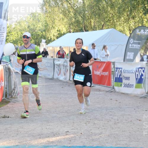 07.09.2025 - 19. Norderstedt Triathlon Luisa Fischer http://msf.ph/oto/8745475 07.09.2025 17:19:39 Ziel 397, 1475 meine-sportfotos.de