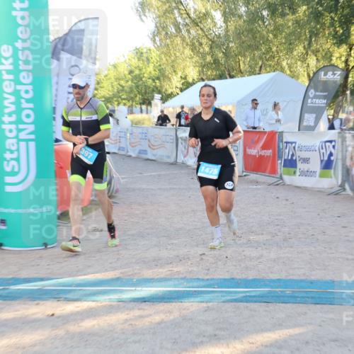 07.09.2025 - 19. Norderstedt Triathlon Luisa Fischer http://msf.ph/oto/8745480 07.09.2025 17:19:40 Ziel 397, 1475 meine-sportfotos.de