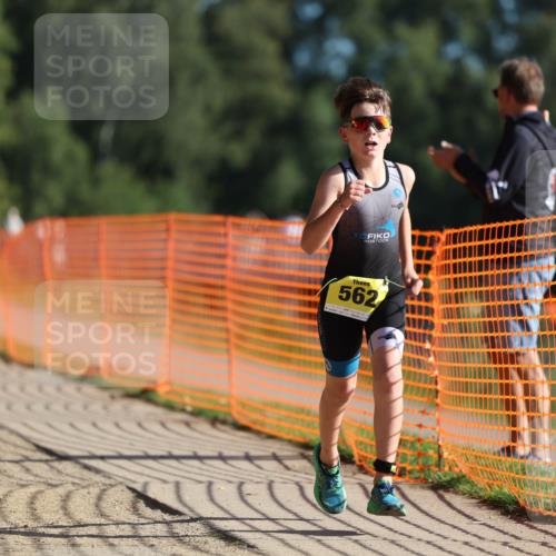 07.09.2025 - 19. Norderstedt Triathlon Michael Strokosch http://msf.ph/oto/8745509 07.09.2025 09:43:33 Laufen 562, 591, 609 meine-sportfotos.de