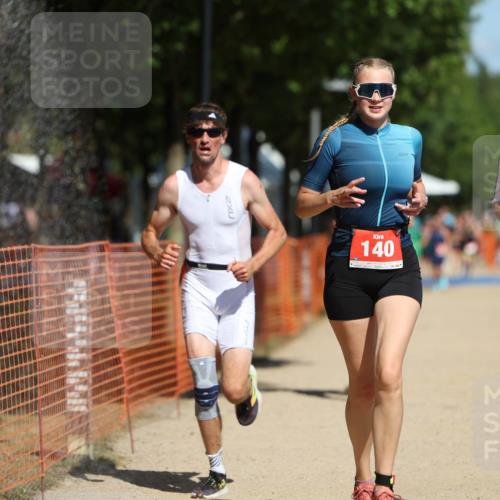 07.09.2025 - 19. Norderstedt Triathlon Michael Strokosch http://msf.ph/oto/8745528 07.09.2025 12:35:42 Laufen 140, 697, 737, 1220 meine-sportfotos.de