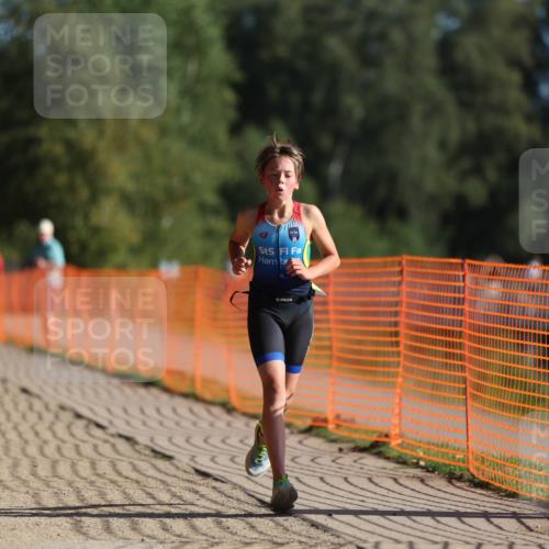 07.09.2025 - 19. Norderstedt Triathlon Michael Strokosch http://msf.ph/oto/8745533 07.09.2025 09:43:35 Laufen 562, 591, 609 meine-sportfotos.de