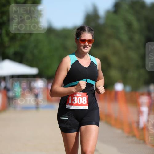 07.09.2025 - 19. Norderstedt Triathlon Michael Strokosch http://msf.ph/oto/8745536 07.09.2025 11:58:43 Laufen 1308 meine-sportfotos.de