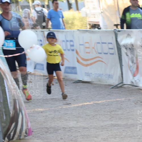 07.09.2025 - 19. Norderstedt Triathlon Luisa Fischer http://msf.ph/oto/8745586 07.09.2025 17:20:37 Ziel  meine-sportfotos.de