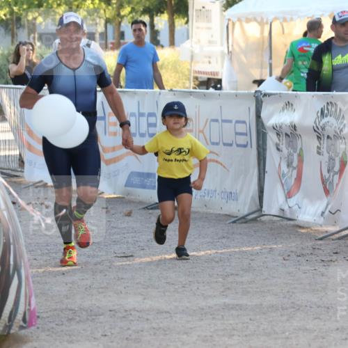 07.09.2025 - 19. Norderstedt Triathlon Luisa Fischer http://msf.ph/oto/8745595 07.09.2025 17:20:38 Ziel  meine-sportfotos.de