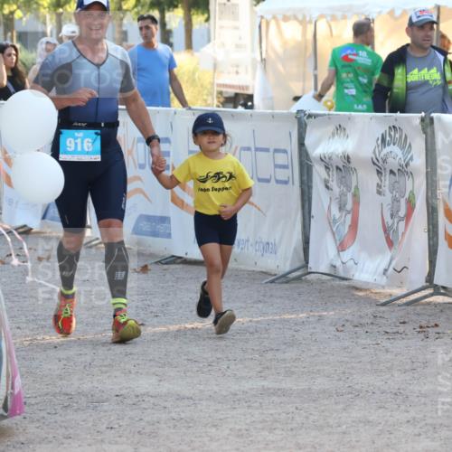 07.09.2025 - 19. Norderstedt Triathlon Luisa Fischer http://msf.ph/oto/8745598 07.09.2025 17:20:38 Ziel  meine-sportfotos.de