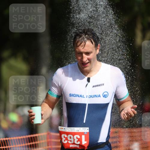 07.09.2025 - 19. Norderstedt Triathlon Michael Strokosch http://msf.ph/oto/8745624 07.09.2025 11:59:01 Laufen 1363 meine-sportfotos.de