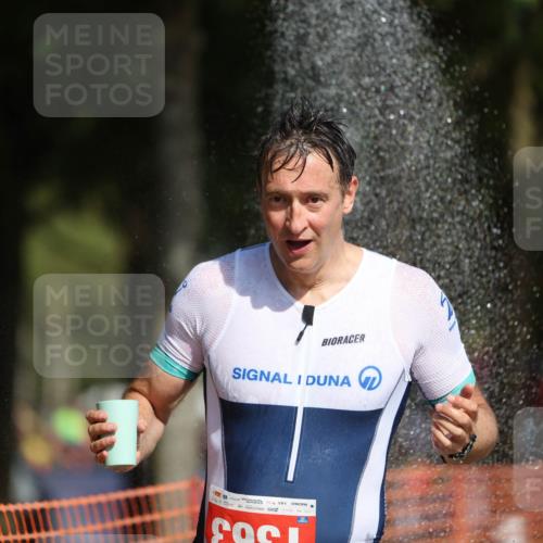 07.09.2025 - 19. Norderstedt Triathlon Michael Strokosch http://msf.ph/oto/8745629 07.09.2025 11:59:02 Laufen 1363 meine-sportfotos.de