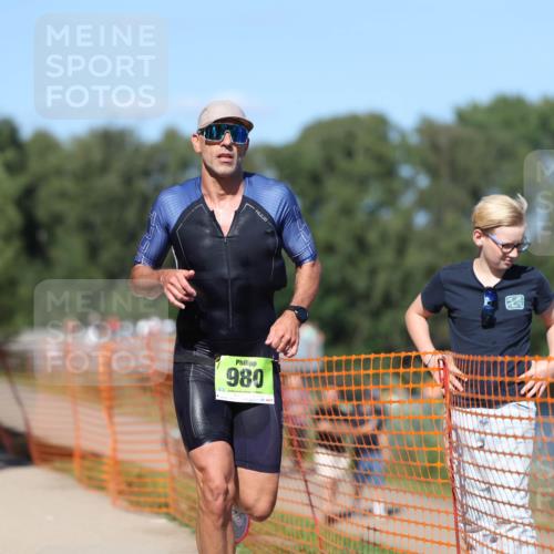 07.09.2025 - 19. Norderstedt Triathlon Michael Strokosch http://msf.ph/oto/8745655 07.09.2025 14:47:11 Laufen 980 meine-sportfotos.de