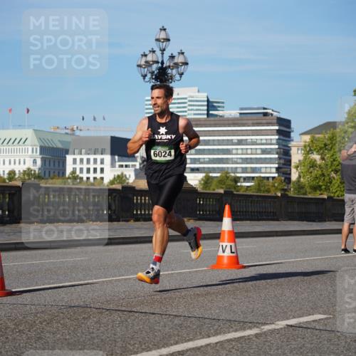 07.09.2025 - BARMER Alsterlauf Yannick Fuchs http://msf.ph/oto/8745657 07.09.2025 09:31:14 Laufen 6024, 2663 meine-sportfotos.de