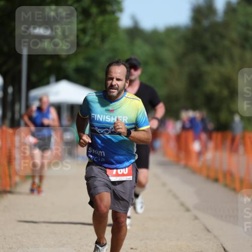 07.09.2025 - 19. Norderstedt Triathlon Michael Strokosch http://msf.ph/oto/8745699 07.09.2025 11:59:11 Laufen 229, 281, 760 meine-sportfotos.de