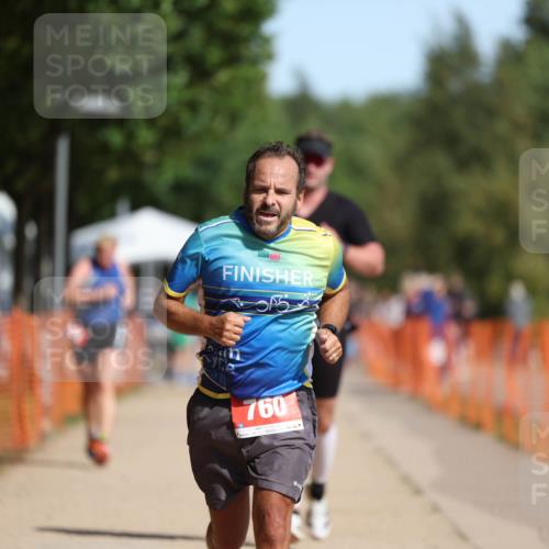 07.09.2025 - 19. Norderstedt Triathlon Michael Strokosch http://msf.ph/oto/8745705 07.09.2025 11:59:12 Laufen 229, 281, 760 meine-sportfotos.de