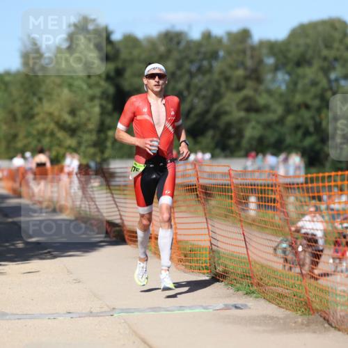 07.09.2025 - 19. Norderstedt Triathlon Michael Strokosch http://msf.ph/oto/8745727 07.09.2025 14:47:19 Laufen 975 meine-sportfotos.de