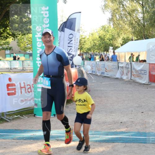07.09.2025 - 19. Norderstedt Triathlon Luisa Fischer http://msf.ph/oto/8745741 07.09.2025 17:20:44 Ziel 916 meine-sportfotos.de