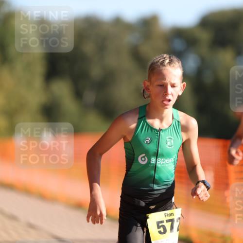 07.09.2025 - 19. Norderstedt Triathlon Michael Strokosch http://msf.ph/oto/8745750 07.09.2025 09:43:48 Laufen 568, 572 meine-sportfotos.de