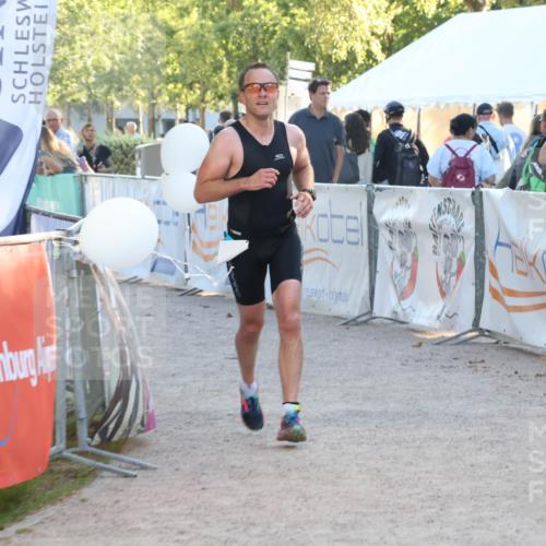 07.09.2025 - 19. Norderstedt Triathlon Luisa Fischer http://msf.ph/oto/8745775 07.09.2025 17:21:01 Ziel 893 meine-sportfotos.de