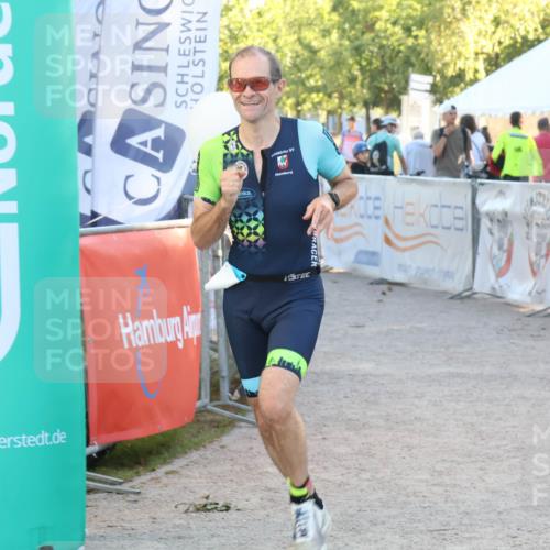 07.09.2025 - 19. Norderstedt Triathlon Luisa Fischer http://msf.ph/oto/8745835 07.09.2025 17:22:15 Ziel 923 meine-sportfotos.de