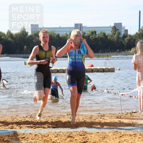07.09.2025 - 19. Norderstedt Triathlon Luisa Fischer http://msf.ph/oto/8745870 07.09.2025 10:24:55 Schwimmen 61, 62, 73, 100, 111, 120, 126, 130 meine-sportfotos.de