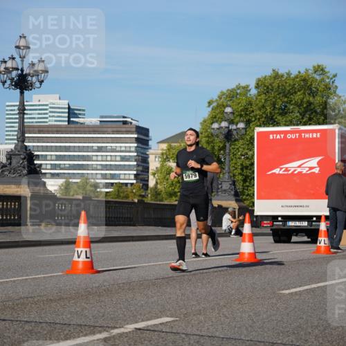 07.09.2025 - BARMER Alsterlauf Yannick Fuchs http://msf.ph/oto/8745879 07.09.2025 09:31:27 Laufen 5979, 4585, 1 meine-sportfotos.de