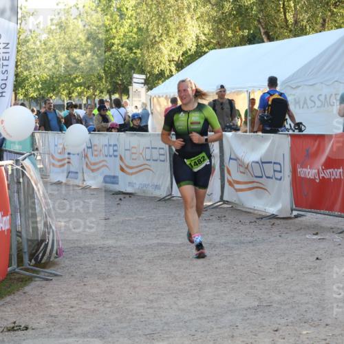 07.09.2025 - 19. Norderstedt Triathlon Luisa Fischer http://msf.ph/oto/8745914 07.09.2025 17:22:20 Ziel 923, 1482 meine-sportfotos.de