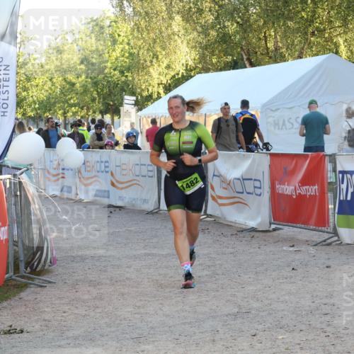 07.09.2025 - 19. Norderstedt Triathlon Luisa Fischer http://msf.ph/oto/8745927 07.09.2025 17:22:20 Ziel 923, 1482 meine-sportfotos.de
