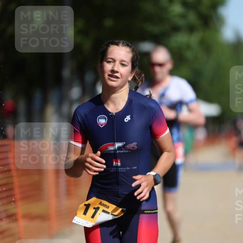 07.09.2025 - 19. Norderstedt Triathlon Michael Strokosch http://msf.ph/oto/8746036 07.09.2025 11:59:36 Laufen 296, 1177, 1383 meine-sportfotos.de