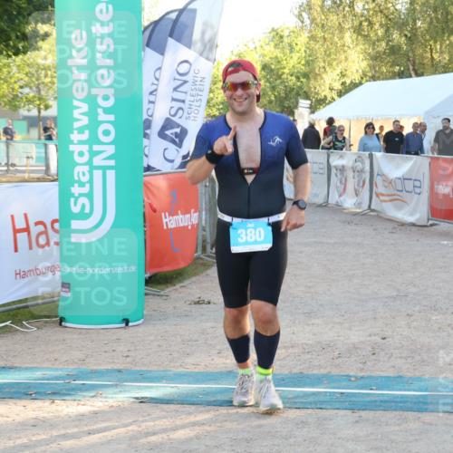 07.09.2025 - 19. Norderstedt Triathlon Luisa Fischer http://msf.ph/oto/8746081 07.09.2025 17:23:52 Ziel 380 meine-sportfotos.de
