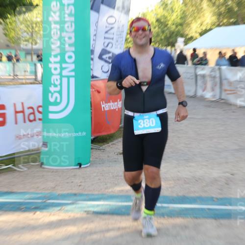 07.09.2025 - 19. Norderstedt Triathlon Luisa Fischer http://msf.ph/oto/8746084 07.09.2025 17:23:52 Ziel 380 meine-sportfotos.de