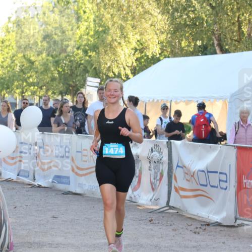 07.09.2025 - 19. Norderstedt Triathlon Luisa Fischer http://msf.ph/oto/8746100 07.09.2025 17:24:10 Ziel 1474 meine-sportfotos.de