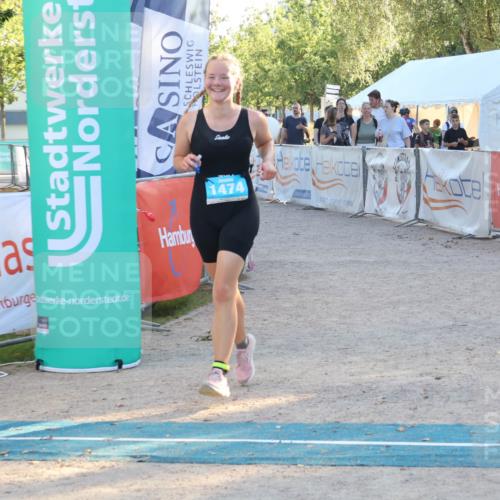 07.09.2025 - 19. Norderstedt Triathlon Luisa Fischer http://msf.ph/oto/8746133 07.09.2025 17:24:13 Ziel 1474 meine-sportfotos.de