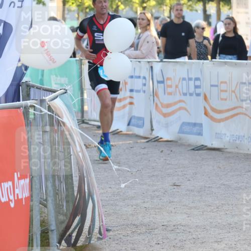 07.09.2025 - 19. Norderstedt Triathlon Luisa Fischer http://msf.ph/oto/8746186 07.09.2025 17:25:56 Ziel  meine-sportfotos.de