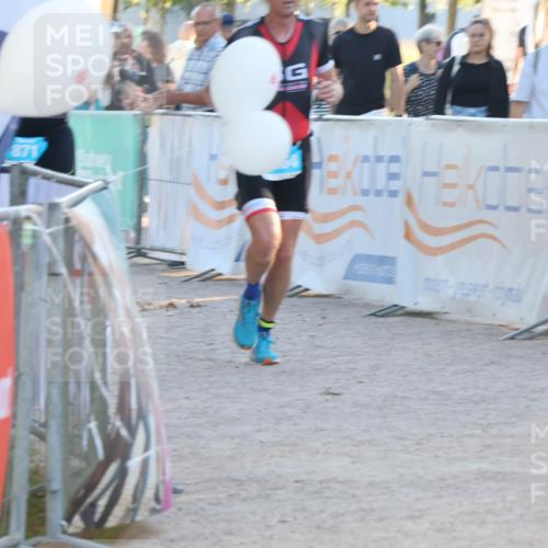 07.09.2025 - 19. Norderstedt Triathlon Luisa Fischer http://msf.ph/oto/8746194 07.09.2025 17:25:57 Ziel 1464 meine-sportfotos.de