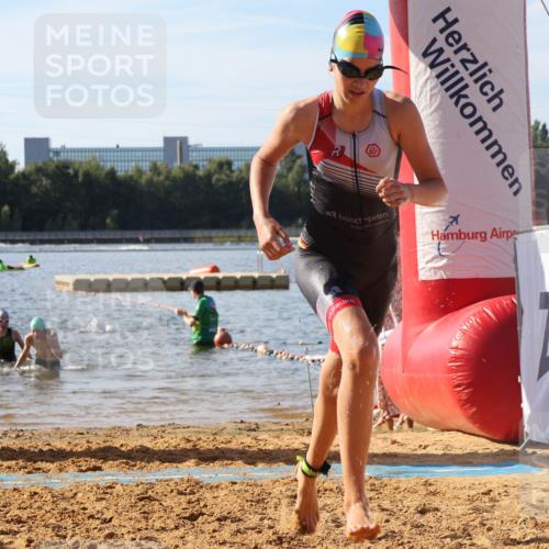 07.09.2025 - 19. Norderstedt Triathlon Luisa Fischer http://msf.ph/oto/8746216 07.09.2025 10:25:09 Schwimmen 77, 80, 91, 111, 650 meine-sportfotos.de