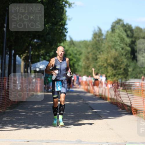 07.09.2025 - 19. Norderstedt Triathlon Michael Strokosch http://msf.ph/oto/8746233 07.09.2025 14:48:20 Laufen 1457 meine-sportfotos.de