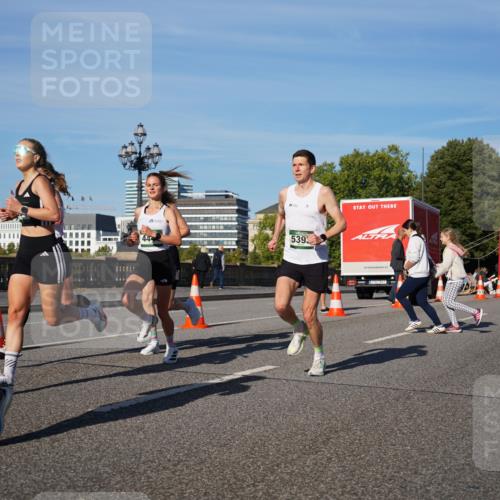 07.09.2025 - BARMER Alsterlauf Yannick Fuchs http://msf.ph/oto/8746242 07.09.2025 09:31:36 Laufen 5274, 539, 444 meine-sportfotos.de