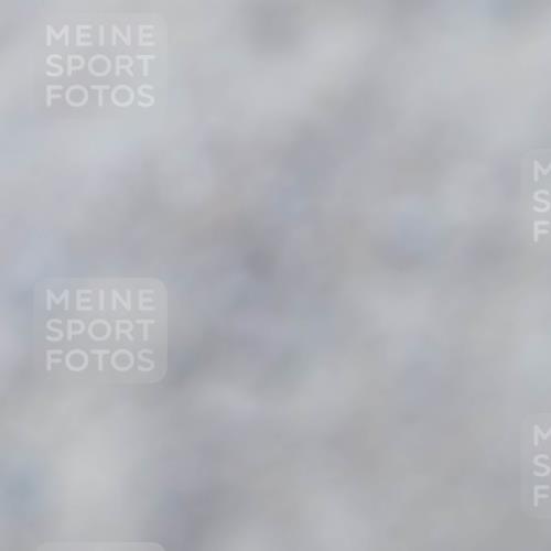 07.09.2025 - 19. Norderstedt Triathlon Luisa Fischer http://msf.ph/oto/8746261 07.09.2025 17:27:33 Ziel  meine-sportfotos.de