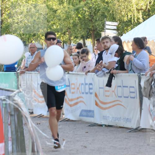 07.09.2025 - 19. Norderstedt Triathlon Luisa Fischer http://msf.ph/oto/8746265 07.09.2025 17:28:19 Ziel 378 meine-sportfotos.de