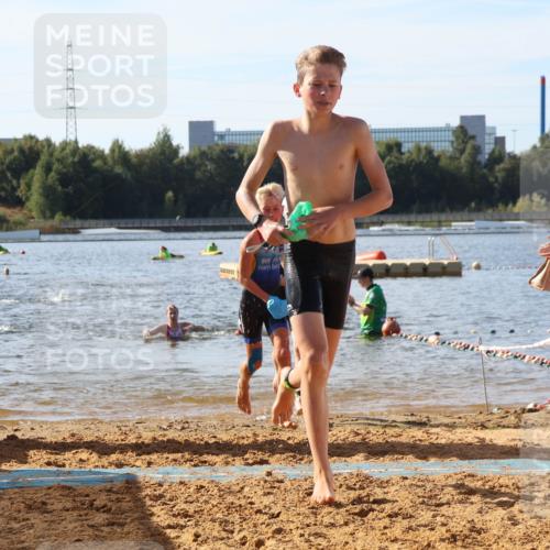 07.09.2025 - 19. Norderstedt Triathlon Luisa Fischer http://msf.ph/oto/8746274 07.09.2025 10:25:16 Schwimmen 77, 80, 91, 106, 127, 650 meine-sportfotos.de
