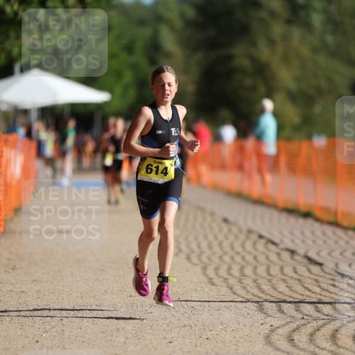 07.09.2025 - 19. Norderstedt Triathlon Michael Strokosch http://msf.ph/oto/8746276 07.09.2025 09:44:27 Laufen 566, 614, 629 meine-sportfotos.de