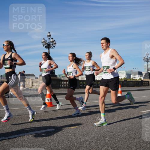 07.09.2025 - BARMER Alsterlauf Yannick Fuchs http://msf.ph/oto/8746288 07.09.2025 09:31:37 Laufen 5394, 476, 4444, 5189, 539 meine-sportfotos.de