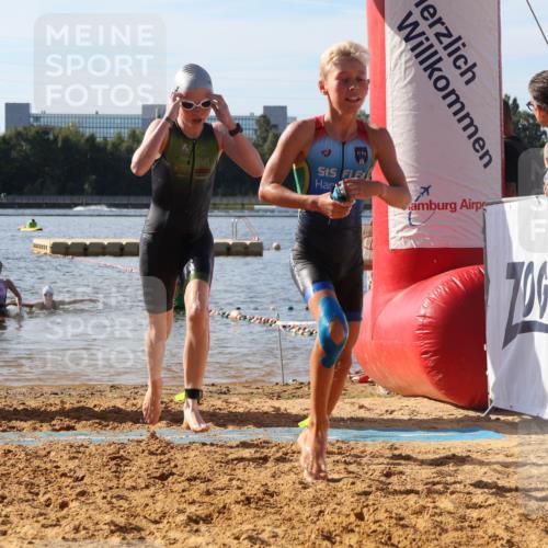 07.09.2025 - 19. Norderstedt Triathlon Luisa Fischer http://msf.ph/oto/8746296 07.09.2025 10:25:18 Schwimmen 77, 106, 127, 650 meine-sportfotos.de