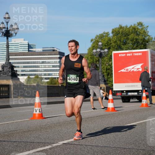 07.09.2025 - BARMER Alsterlauf Yannick Fuchs http://msf.ph/oto/8746307 07.09.2025 09:31:45 Laufen 4040, 749 meine-sportfotos.de