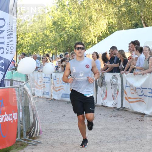 07.09.2025 - 19. Norderstedt Triathlon Luisa Fischer http://msf.ph/oto/8746312 07.09.2025 17:28:21 Ziel 378 meine-sportfotos.de