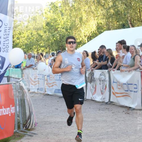 07.09.2025 - 19. Norderstedt Triathlon Luisa Fischer http://msf.ph/oto/8746315 07.09.2025 17:28:21 Ziel 378 meine-sportfotos.de