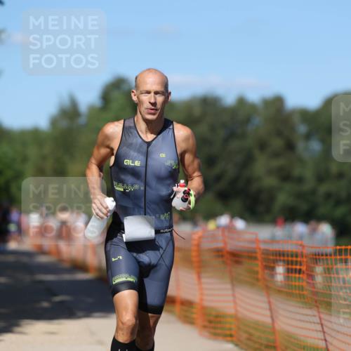 07.09.2025 - 19. Norderstedt Triathlon Michael Strokosch http://msf.ph/oto/8746326 07.09.2025 14:48:23 Laufen 1457 meine-sportfotos.de