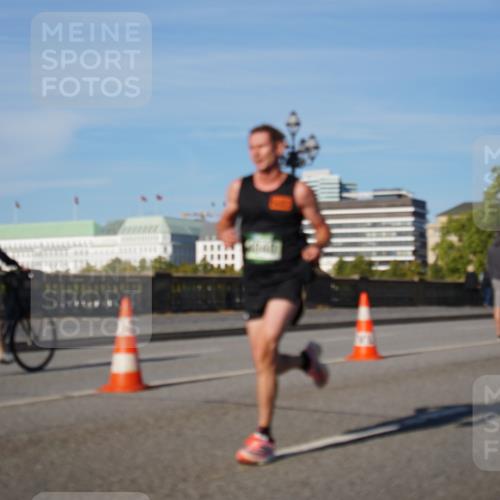07.09.2025 - BARMER Alsterlauf Yannick Fuchs http://msf.ph/oto/8746344 07.09.2025 09:31:46 Laufen  meine-sportfotos.de